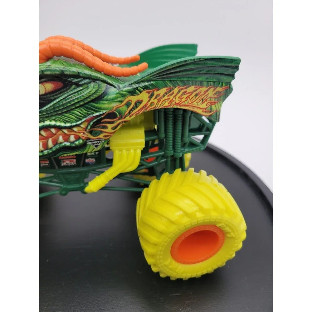 Monster Jam Truck DRAGON  Yellow Tires 2023 The BIG ONE Spin Master 7